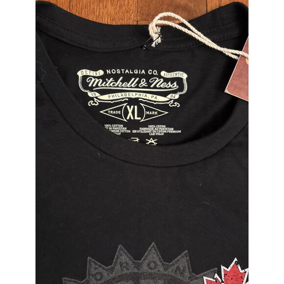 Toronto Raptors Mitchell & Ness Hardwood Classics Men's Black T-Shirt Size XL - Picture 3 of 6